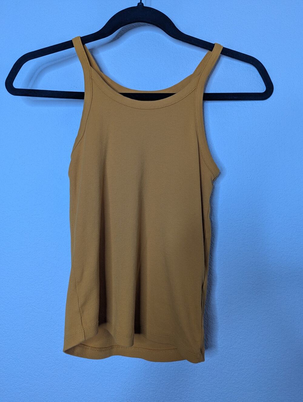 Madewell Essential Ribbed Yellow Tank S Elevated Basic Summer Capsule Wardrobe